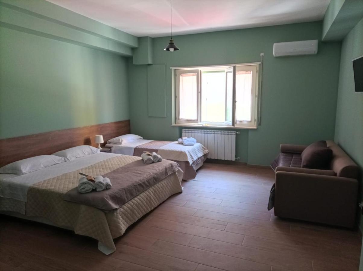 Incastro B&B In Crotone Kültér fotó